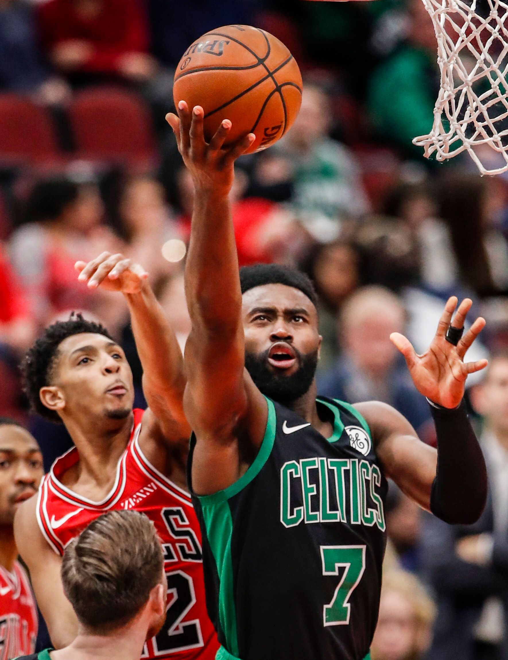 VI设计：如何用视觉设计实现品牌形象一致性？